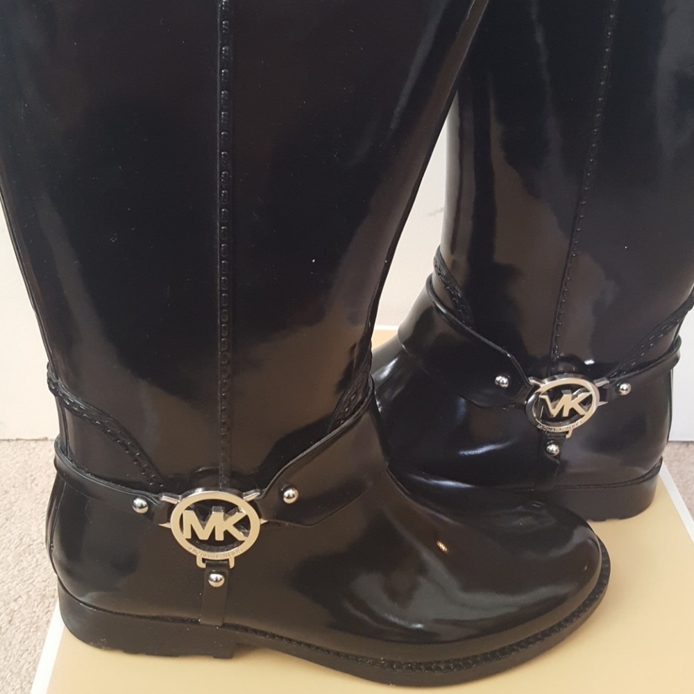 Mickael Kors rain boots - Picture 3 of 5